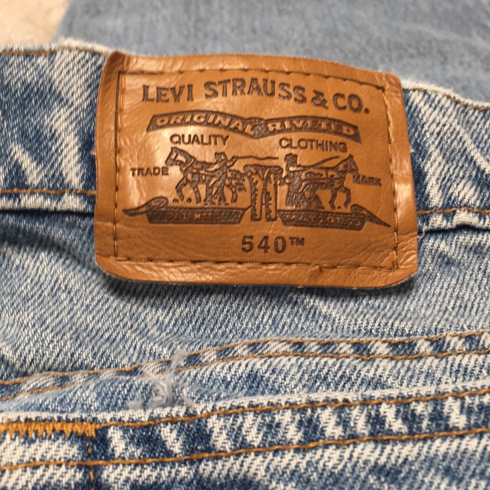 Vintage Levi’s 540 relaxed fit BROWN TAB 38 30